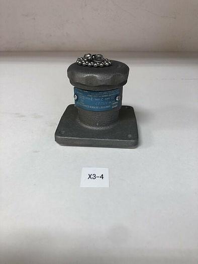 Crouse Hinds AR 227 Arktite Receptacle 2W 2P 250VDC 600VAC 20A Fast Shipping