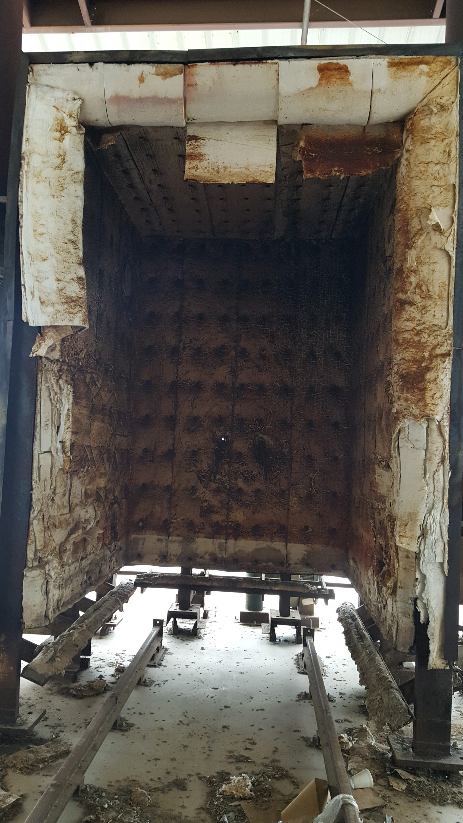 Used MAXON FURNACE INSIDE