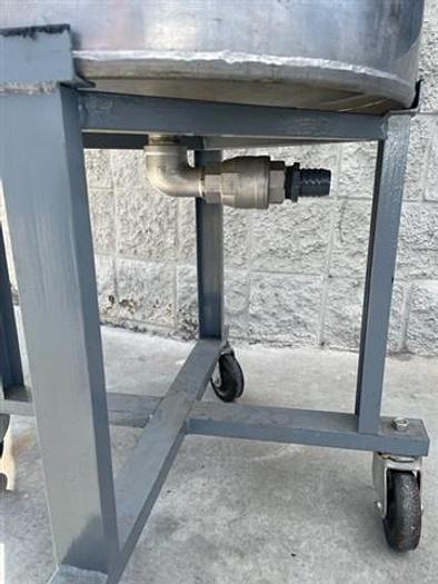 Used Tank, 50 Gallon, S/st, 22" X 32", On Casters #S744570