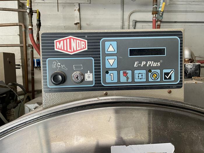 Used 2007 MILNOR 140LB WASHER