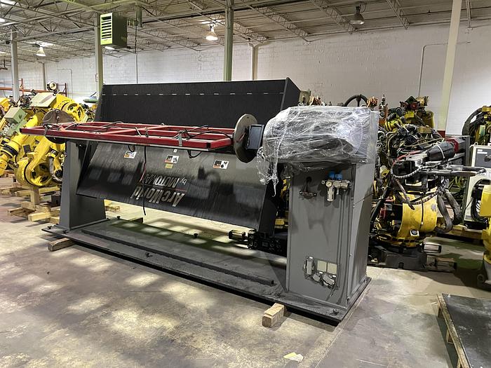 Used YASKAWA MOTOMAN MOTOMAN ARC WORLD 6000 MIG WELDING CELL WITH EA1900N ROBOT #104846