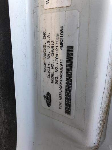 Used 2005 Mack CNN613