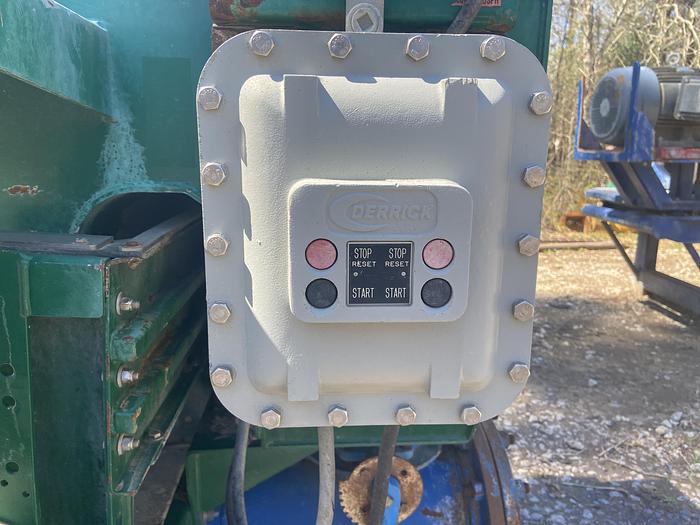 Refurbished Derrick Dual FLC 504 Shaker (4 panel)