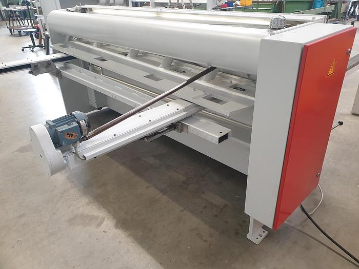 Gebraucht Hydraulische Tafelschere Safan VS 255-4