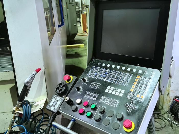 Gebraucht 1999 CNC Bearbeitungszentrum Mikron VCP 1000