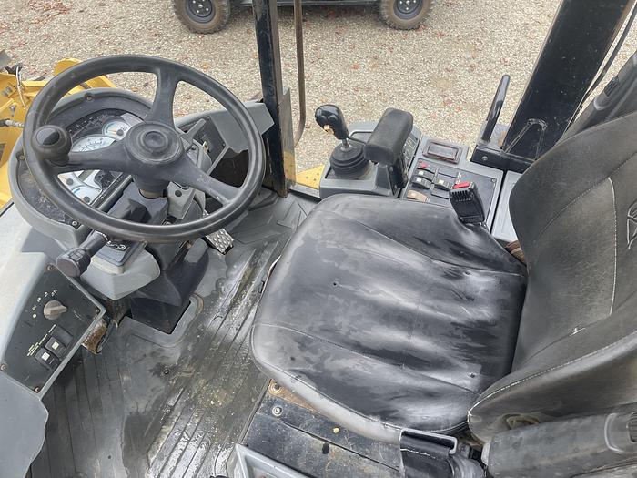 Used 2005 Catepillar 928Gz