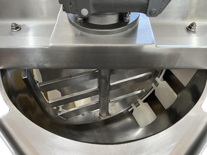 Refurbished 20 GALLON GROEN KETTLE WITH SINGLE MOTION AGITATION - S/S