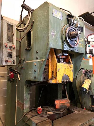 Usato PRESSA A FRIZIONE OTI 100 TON