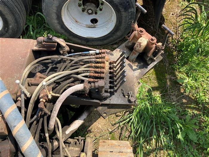 Used Ingersoll-Rand ECM 350 Extendable-Boom Crawler Drill