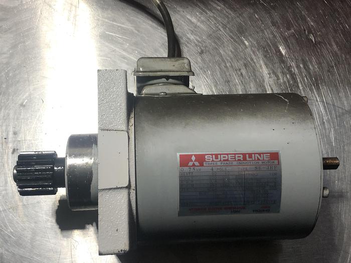 Used MITSUBISHI SUPER LINE 3 PHASE MOTOR(M2)