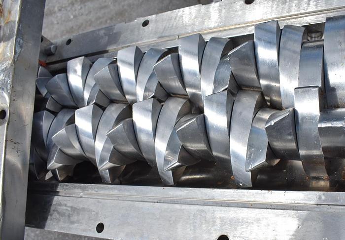 Used 5 IN. TELEDYNE READCO TWIN SCREW CONTINUOUS PROCESSOR – S/S – JACKETED (#9726)