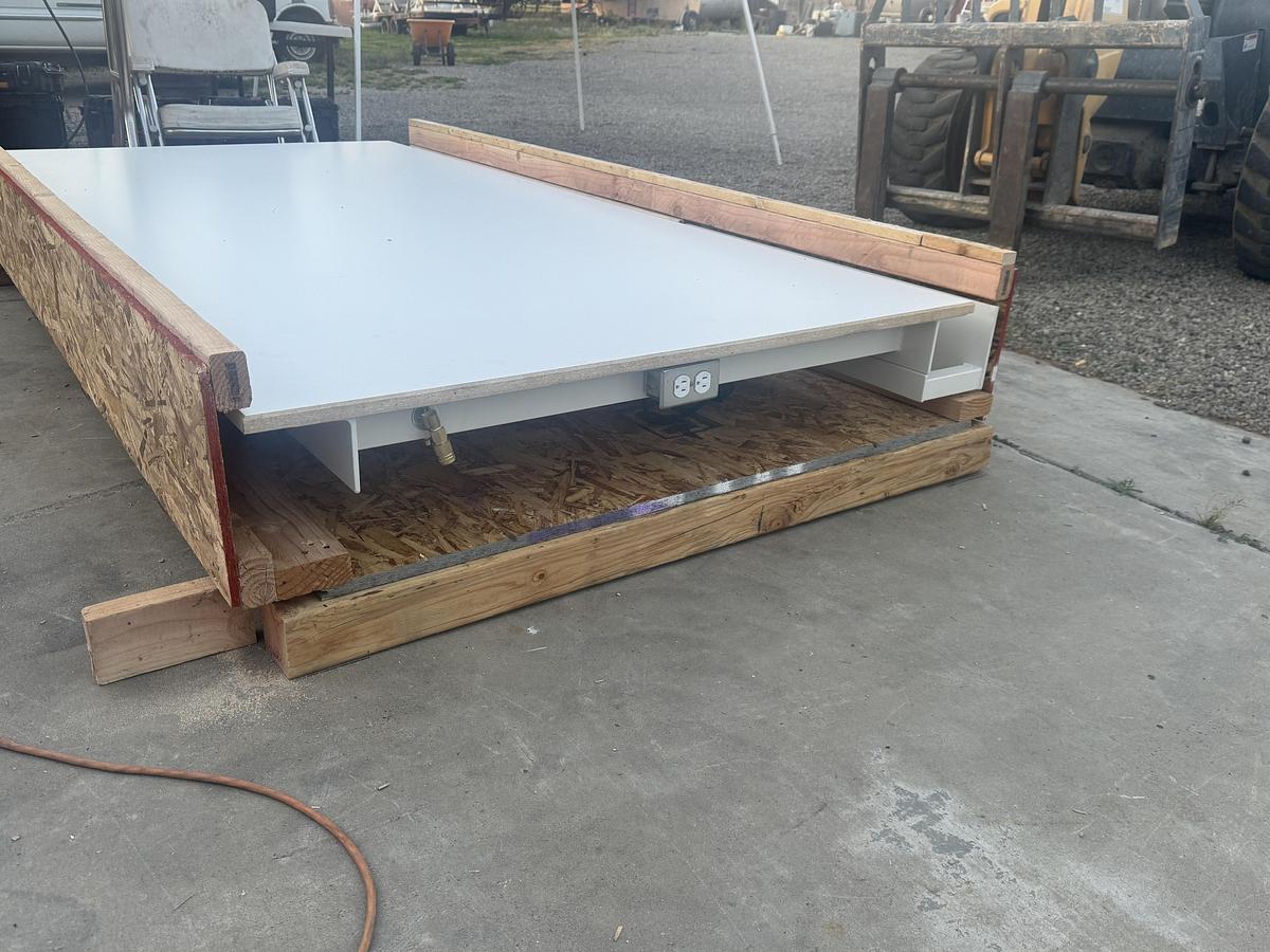 2K-48 Lift Table
