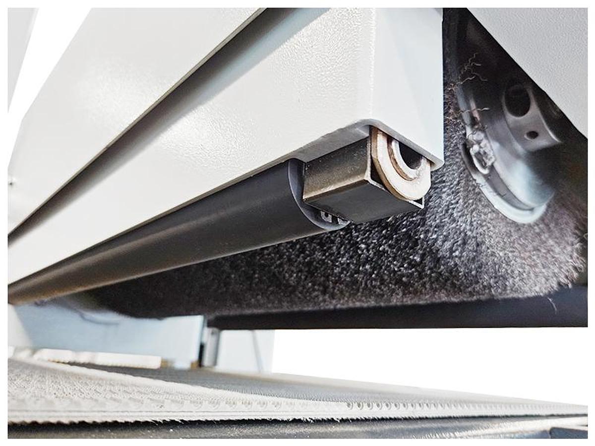 Cantek Wire Brush machine