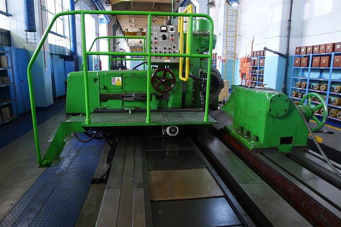 Used Horizontal Thread Milling Gear Hobbing Machine KOLOMNA 5B371