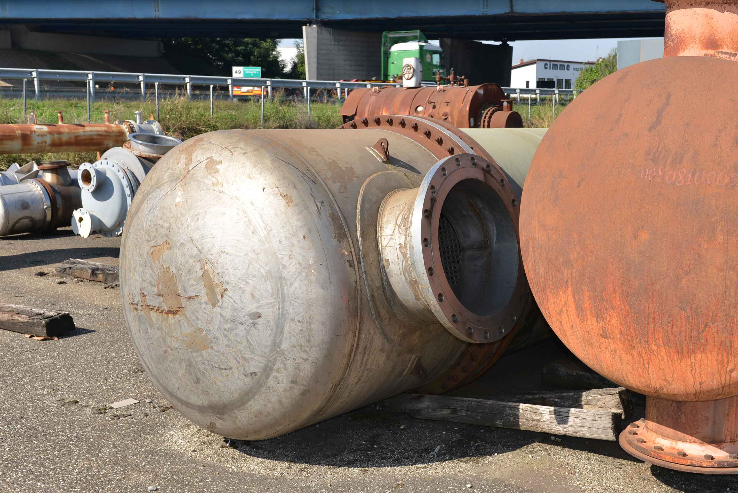 Used MONTEDISON PESARO 600 square meter heat exchanger