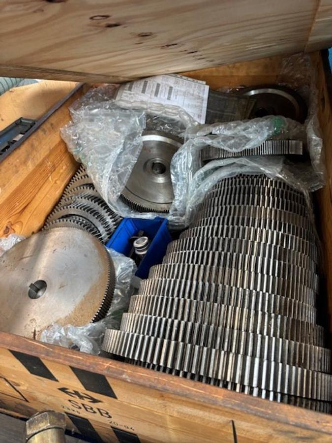 Usato Dentatrice a creatore PFAUTER P2001/3000