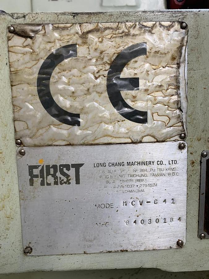 Usato CENTRO DI LAVORO VERTICALE FIRST MCV 641