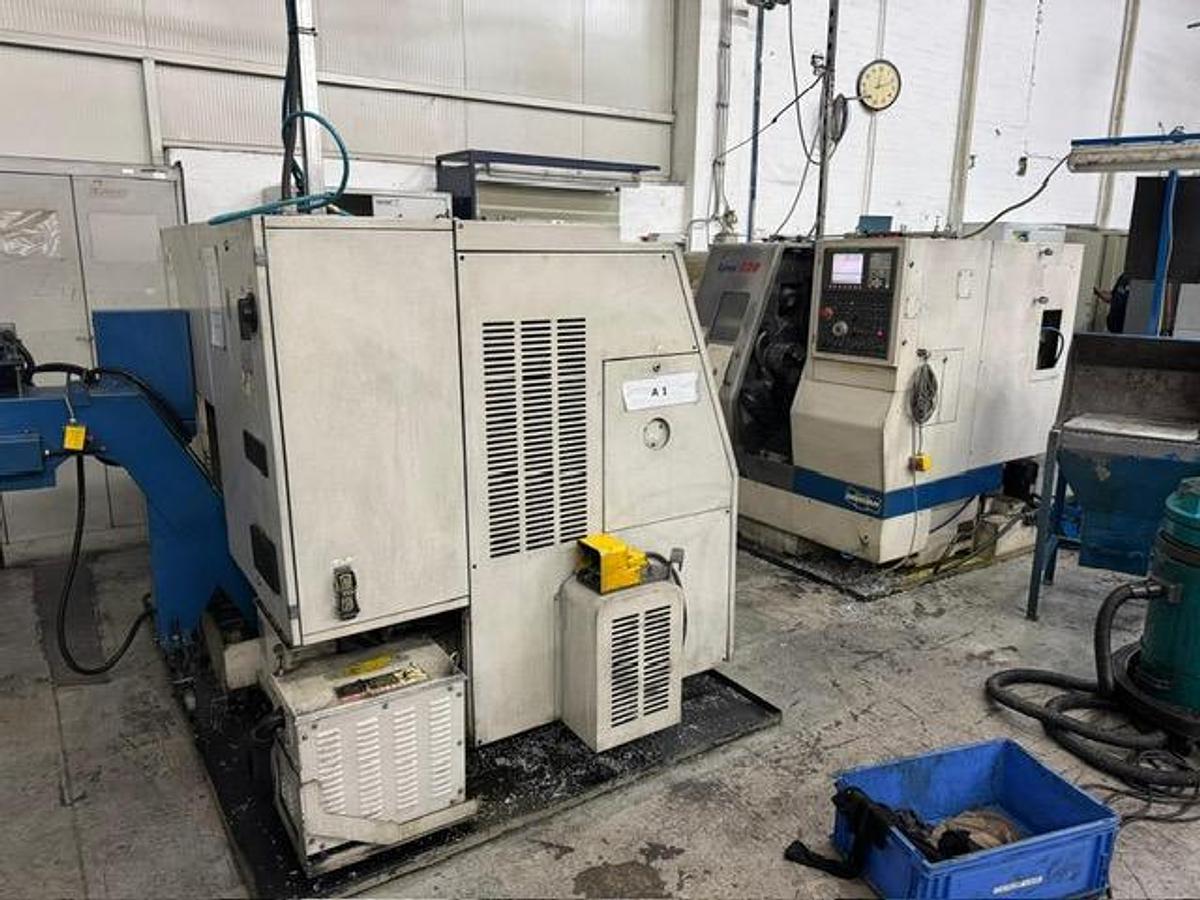 Usato TORNIO CNC 2 ASSI DOOSAN LYNX 220B