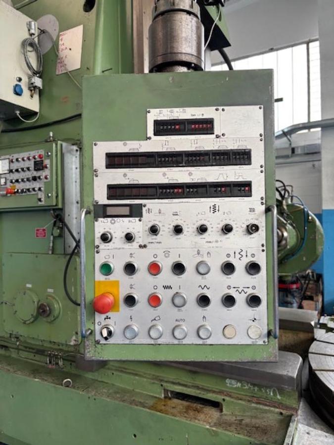 Usato Dentatrice a creatore PFAUTER P2001/3000