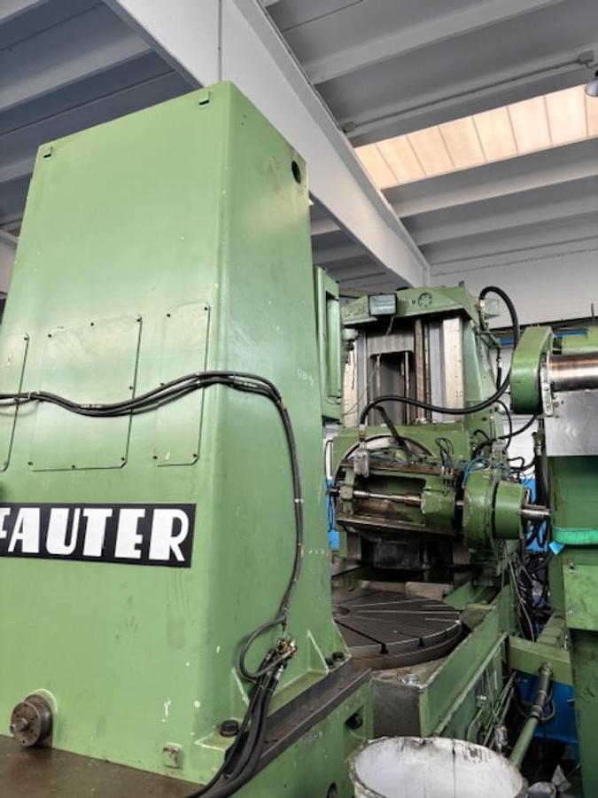 Usato Dentatrice a creatore PFAUTER P2001/3000