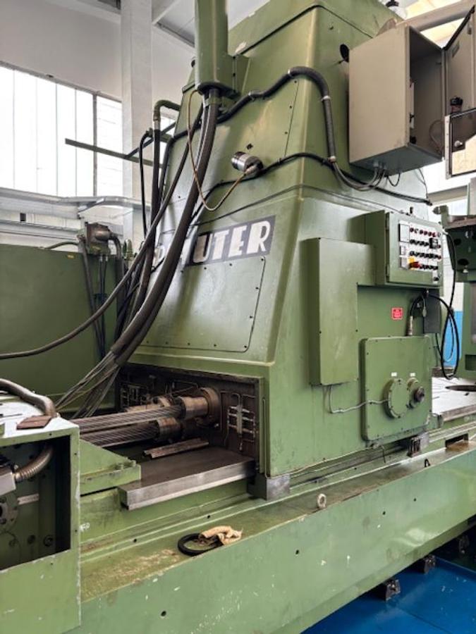 Usato Dentatrice a creatore PFAUTER P2001/3000