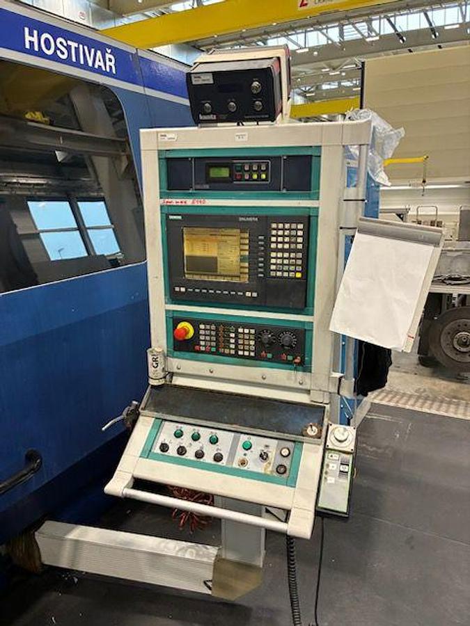 Usato Rettifica cilindrica TOS Cetos Hostivar 630 X 5000