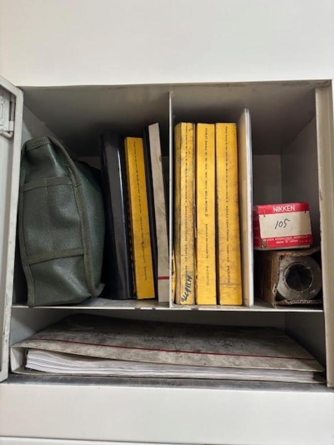 Usato CENTRO DI LAVORO VERTICALE QUASER MV154P CON 4 ASSE NIKKEI