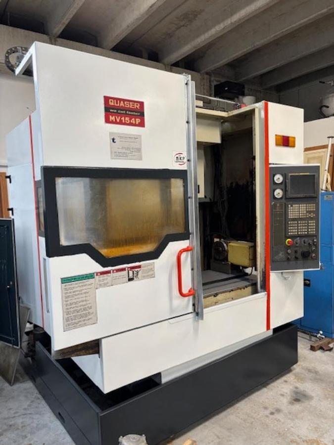 Usato CENTRO DI LAVORO VERTICALE QUASER MV154P CON 4 ASSE NIKKEI