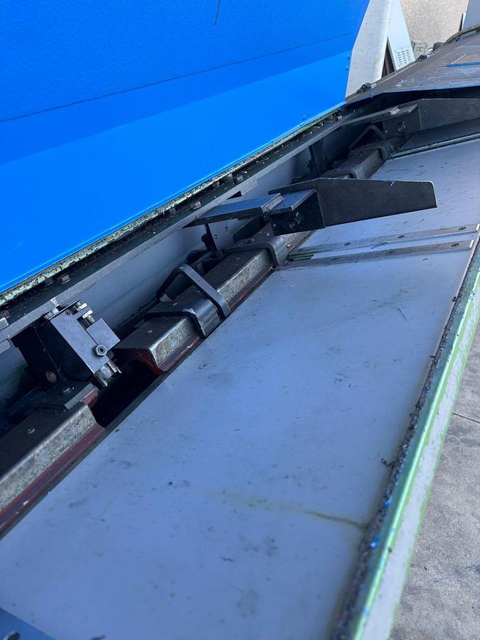 Usato Caricatore di barre IEMCA CNC BOSS 542 / 44