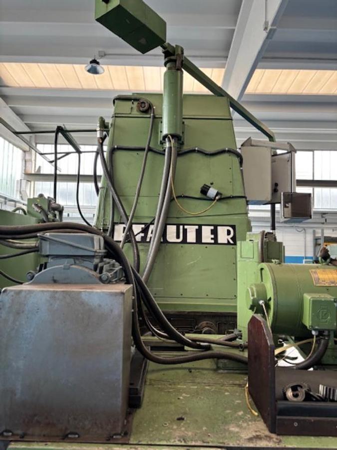 Usato Dentatrice a creatore PFAUTER P2001/3000