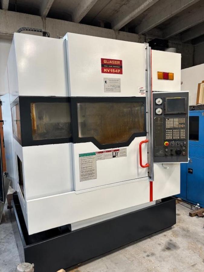 Usato CENTRO DI LAVORO VERTICALE QUASER MV154P CON 4 ASSE NIKKEI