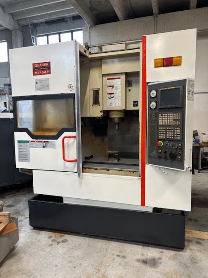 Usato CENTRO DI LAVORO VERTICALE QUASER MV154P CON 4 ASSE NIKKEI