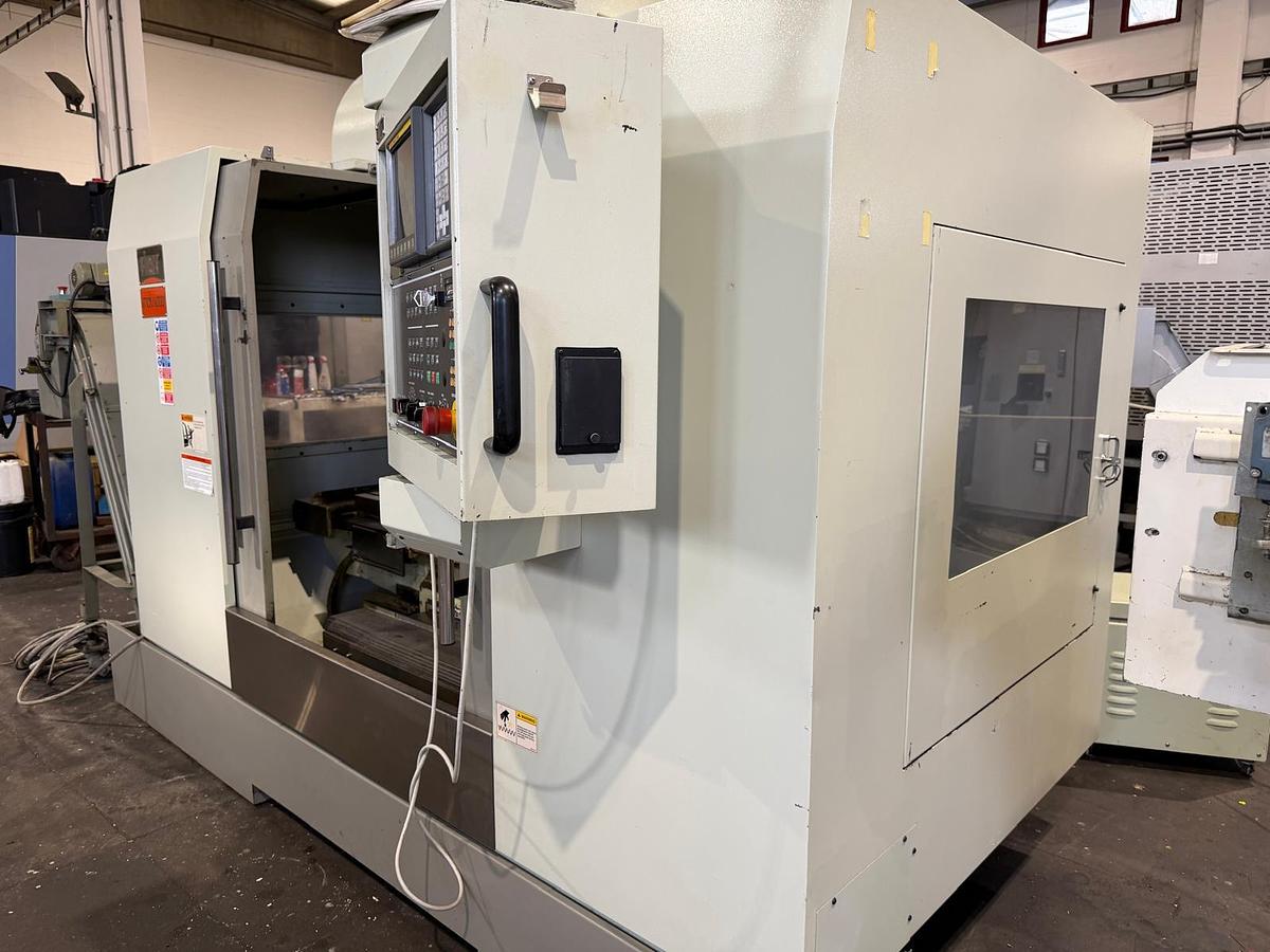 Usato CENTRO DI LAVORO VERTICALE "FIRST" MCV 1000 - CNC FANUC