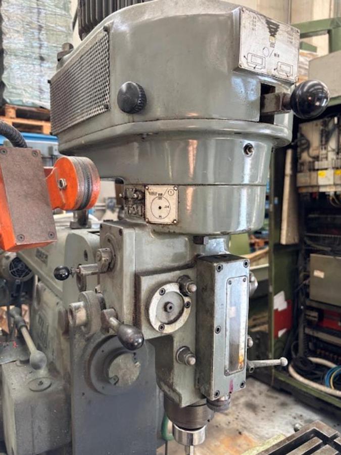 Usato Fresatrice Universale AREX Visualizzata