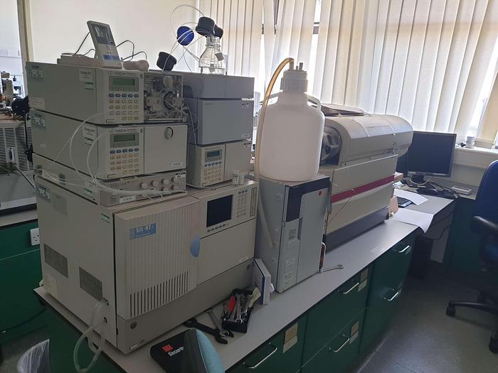 Used Shimadzu SIL-HT HPLC System