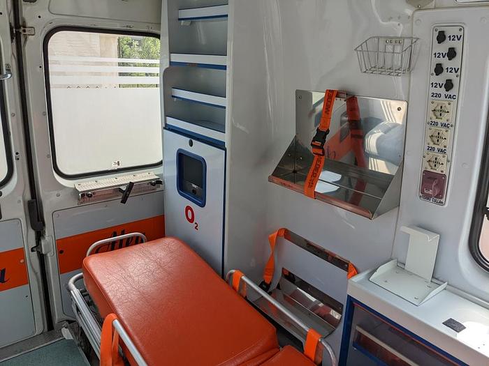 Used I Giovanniti Ambulanza usata  Fiat Ducato