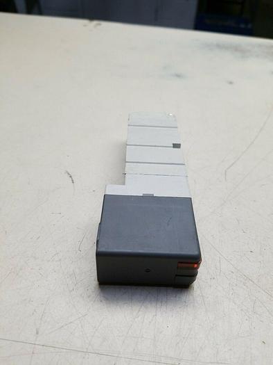 Used SMC SOLENOID VALVE VQC4100-51