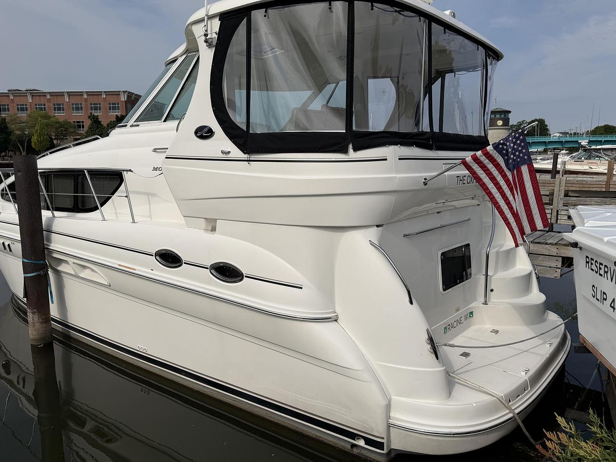 Used 2004 Sea Ray 390 Motor Yacht