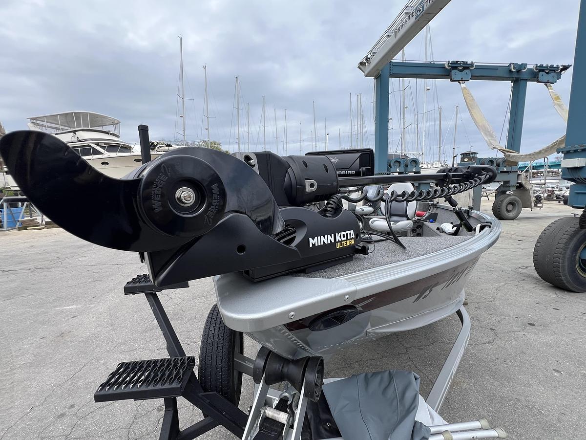 Used 2014 Alumacraft Competitor 165 Tiller