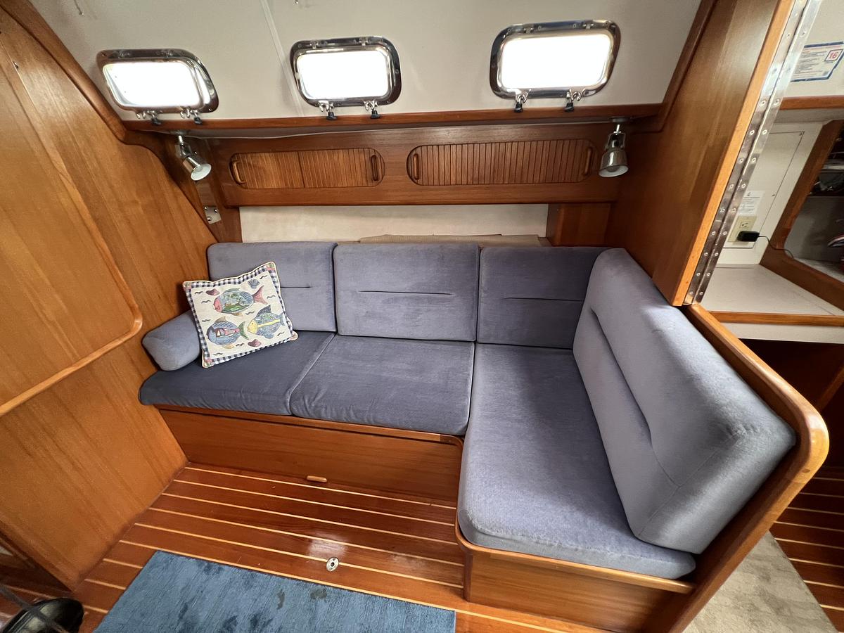 Used 1996 Caliber 35 LRC