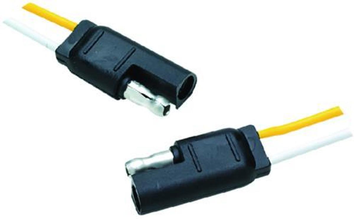 2 Pole Molded Line Connector with 12in. Lead On Each Side