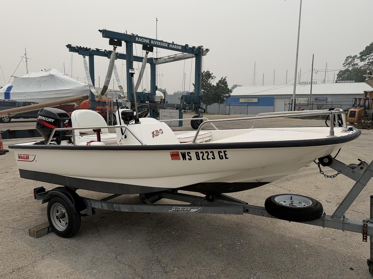 Used 2002 Boston Whaler 130 Sport