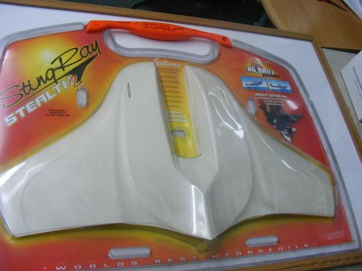 Stealth 2 No-Drill Hydrofoil Stabilizer - 70 HP & Up - White