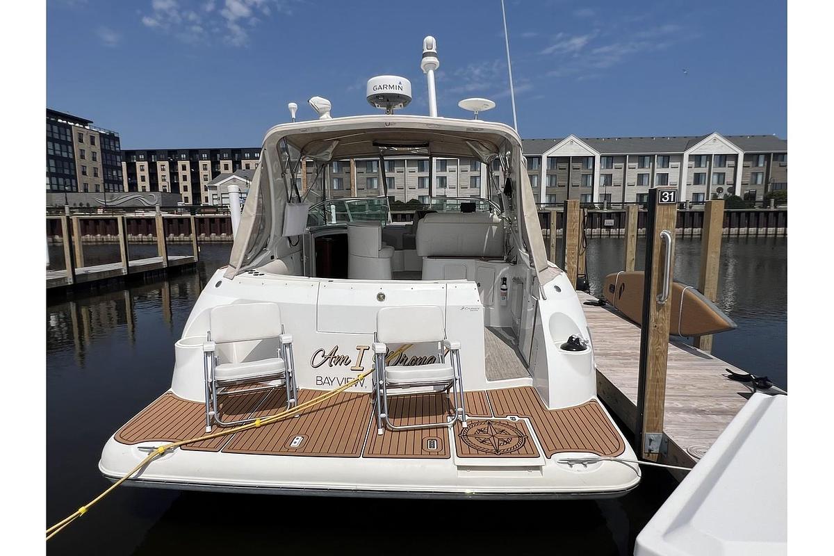 Used 2001 Cruisers Yachts 3672