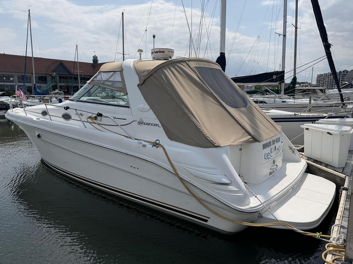 Used 1999 Sea Ray Sundancer 330