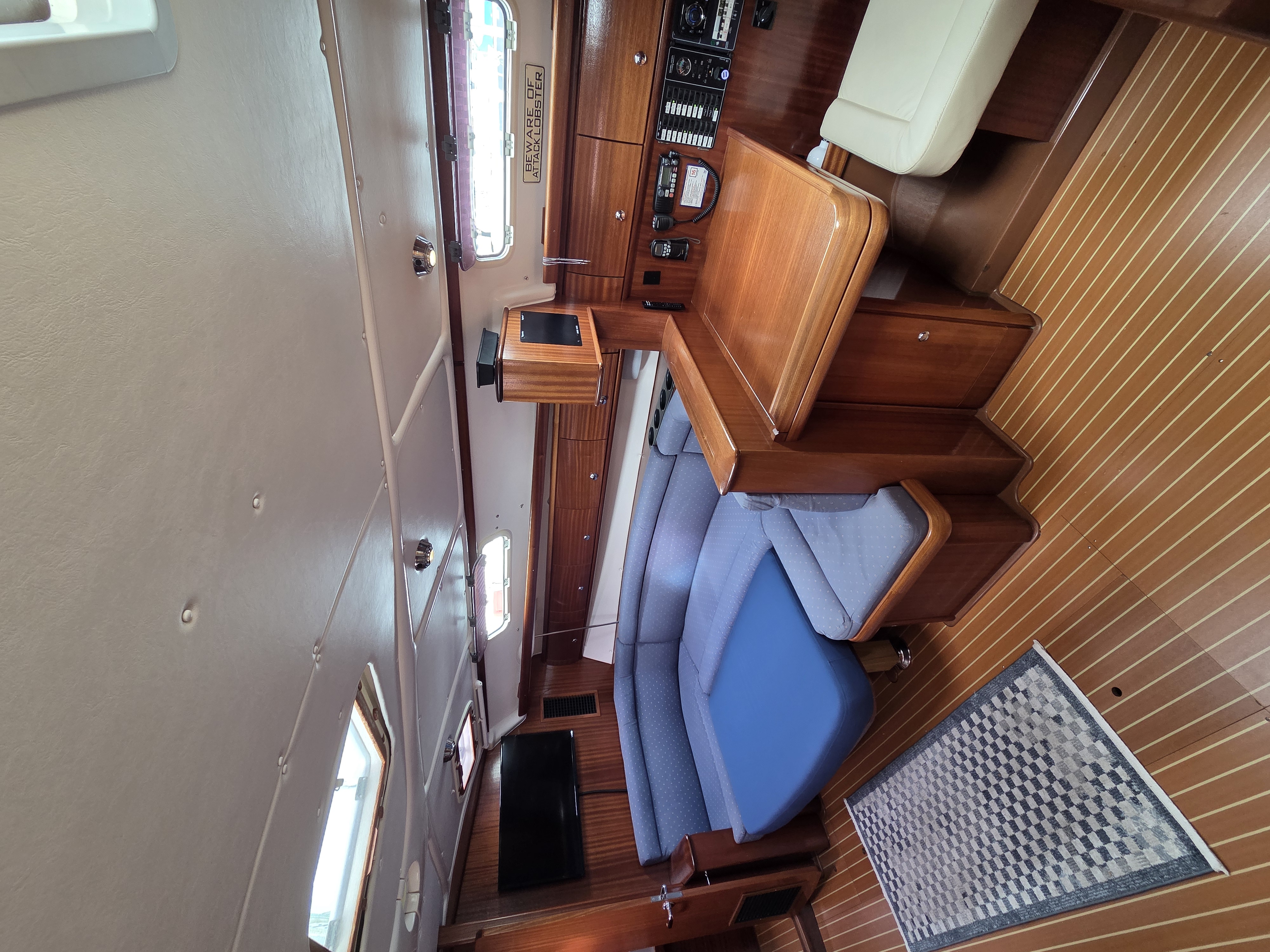 Used 2004 Bavaria 38