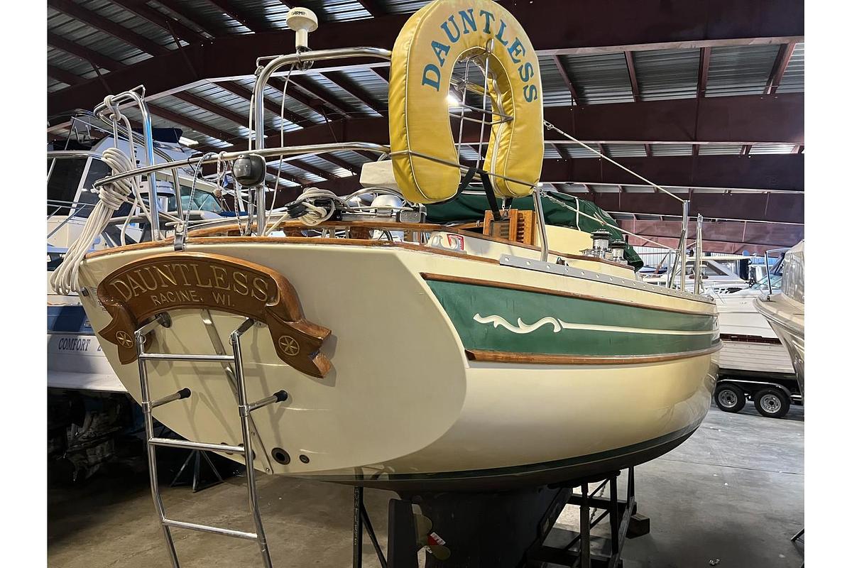 Used 1987 Bayfield 32C
