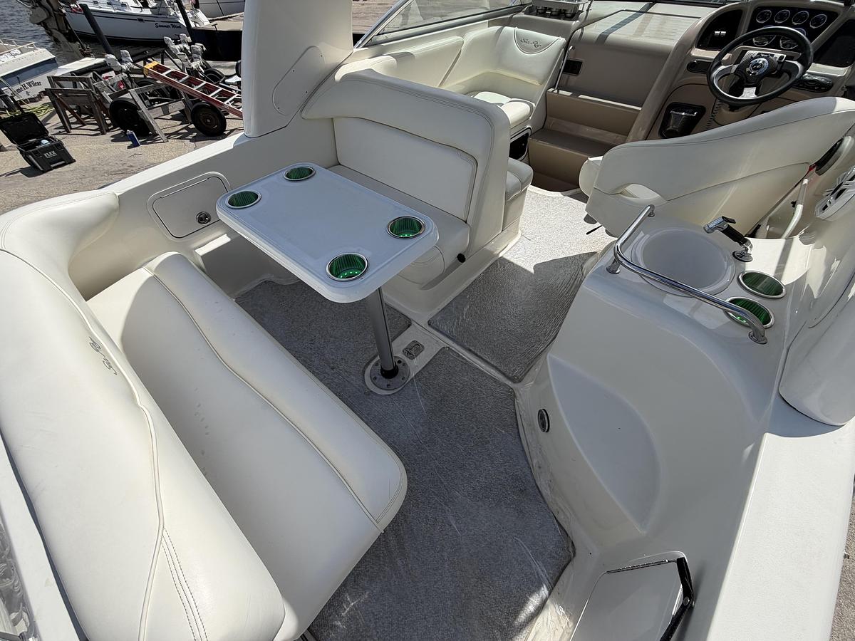 Used 2004 Sea Ray Sundancer 260