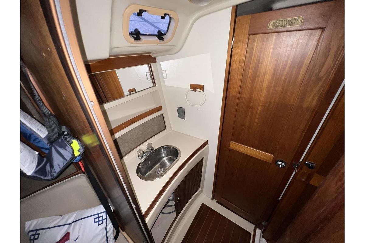 Used 1988 Hunter 333