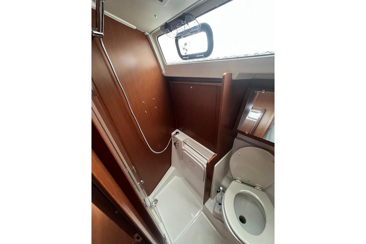 Used 2020 Beneteau Sailboats Oceanis 41.1